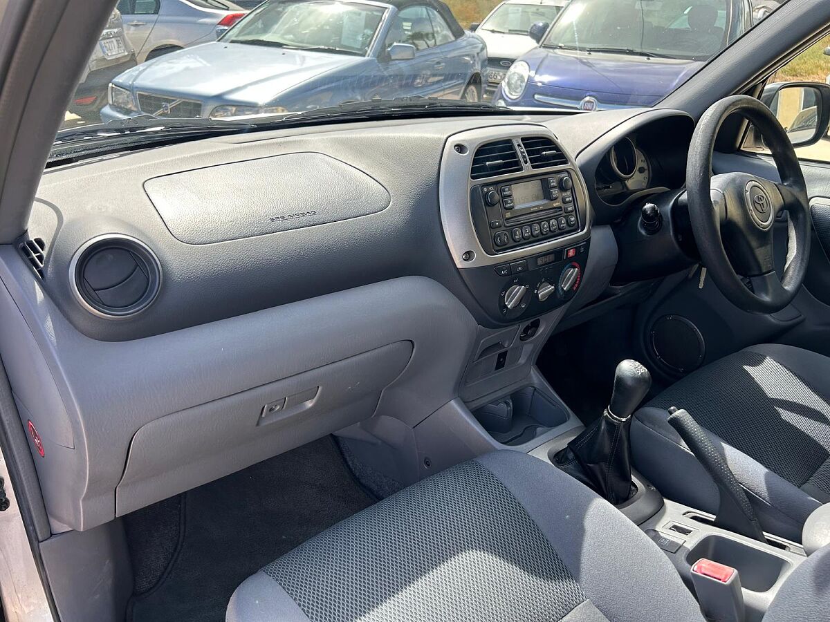 TOYOTA RAV 4 GX 2.0 VVTI 4X4 UK PLATED RHD IN SPAIN 130000 MILES SUPERB 2003